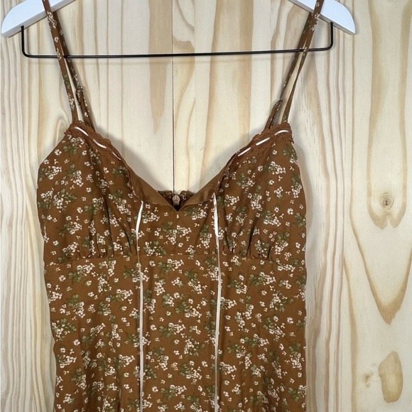 Brown Floral Slip Dress with Spaghetti Straps The Workshop - Picture 3 of 5